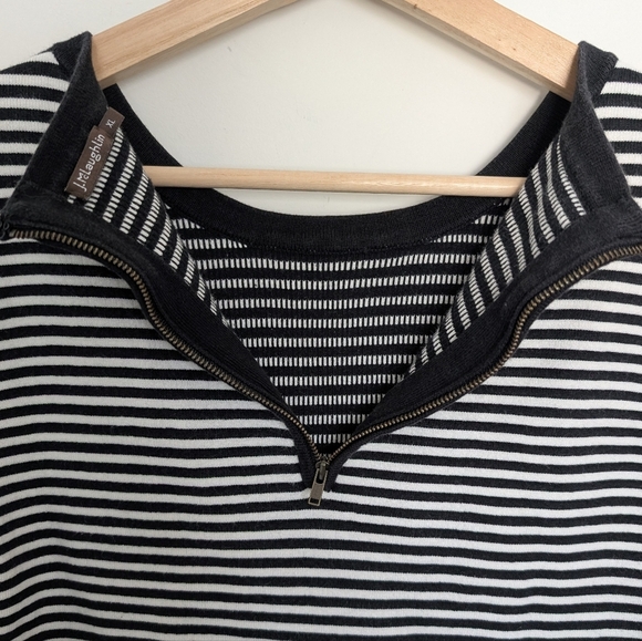 J. McLaughlin Size XL Black And White Striped Knit Sweater Dress Zipper Preppy - Picture 5 of 9